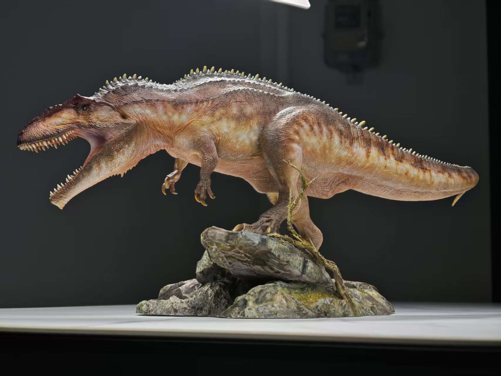 Carson Long STUDIO Giganotosaurus carolinii Model