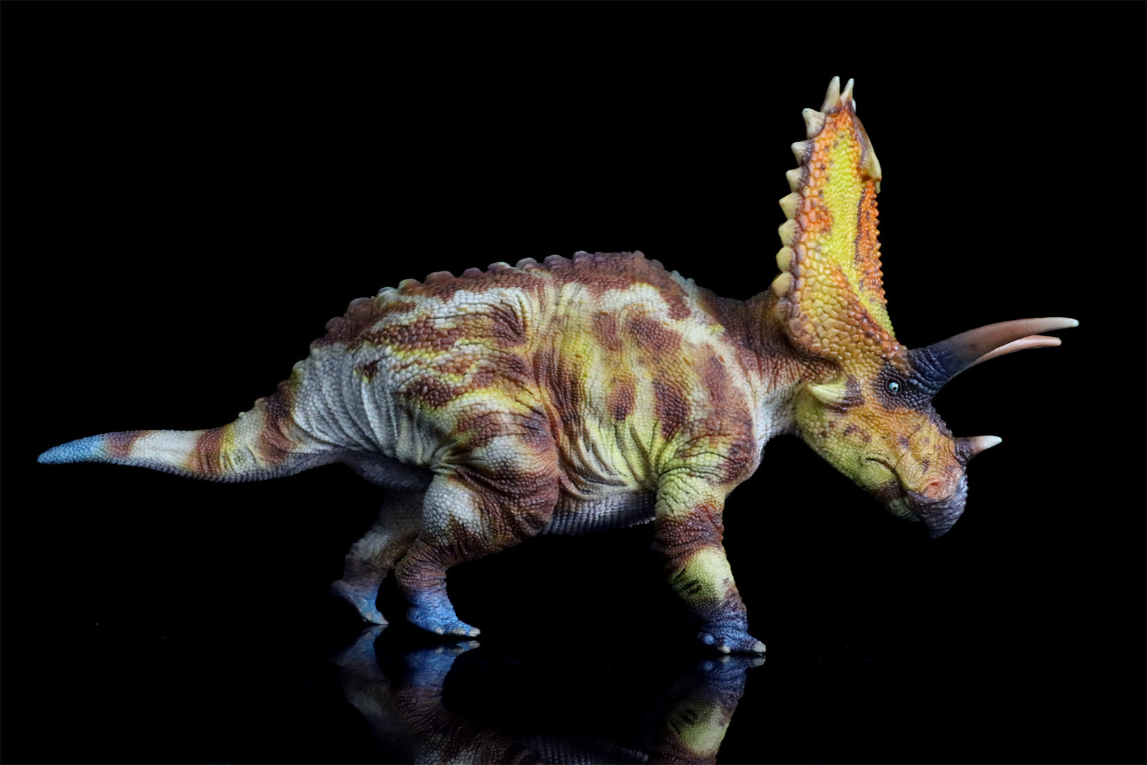 HAOLONGGOOD 1:35 Scale Pentaceratops Model