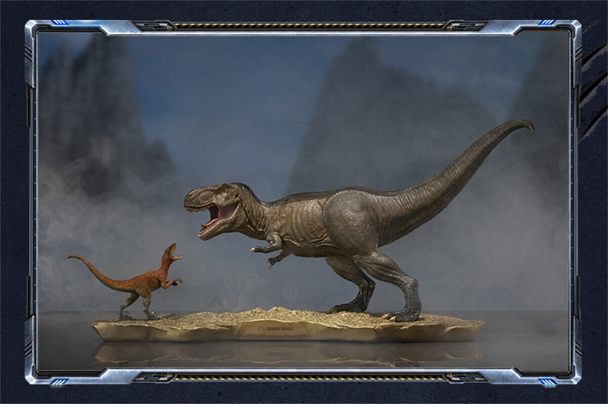 TONGSHIFU 1/20 T-Rex VS Atrociraptor Model