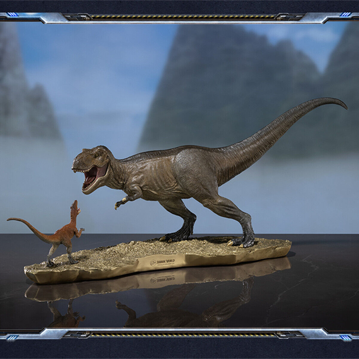 TONGSHIFU 1/20 T-Rex VS Atrociraptor Model