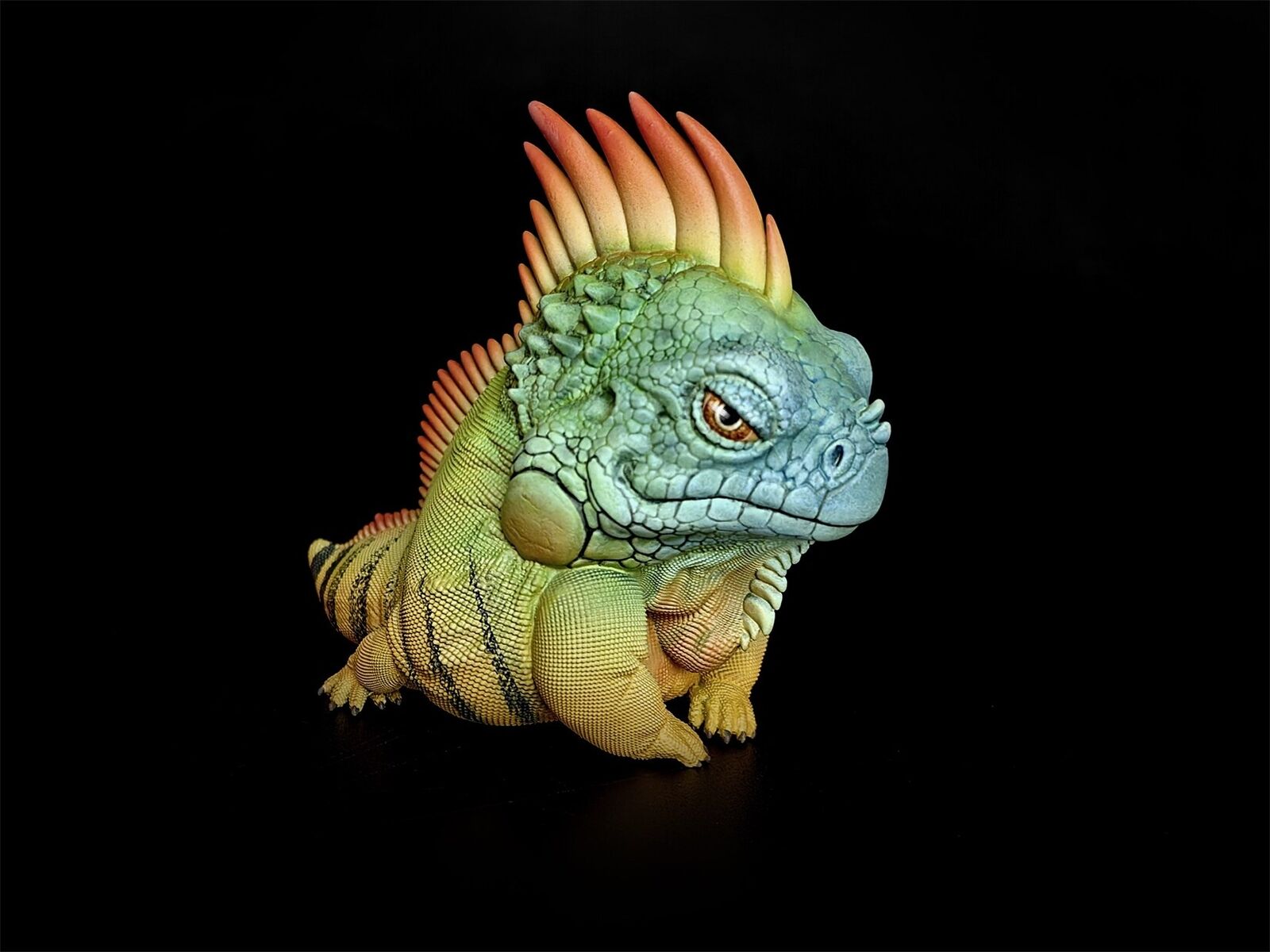 13" Common Green Iguana Limited Plus Model