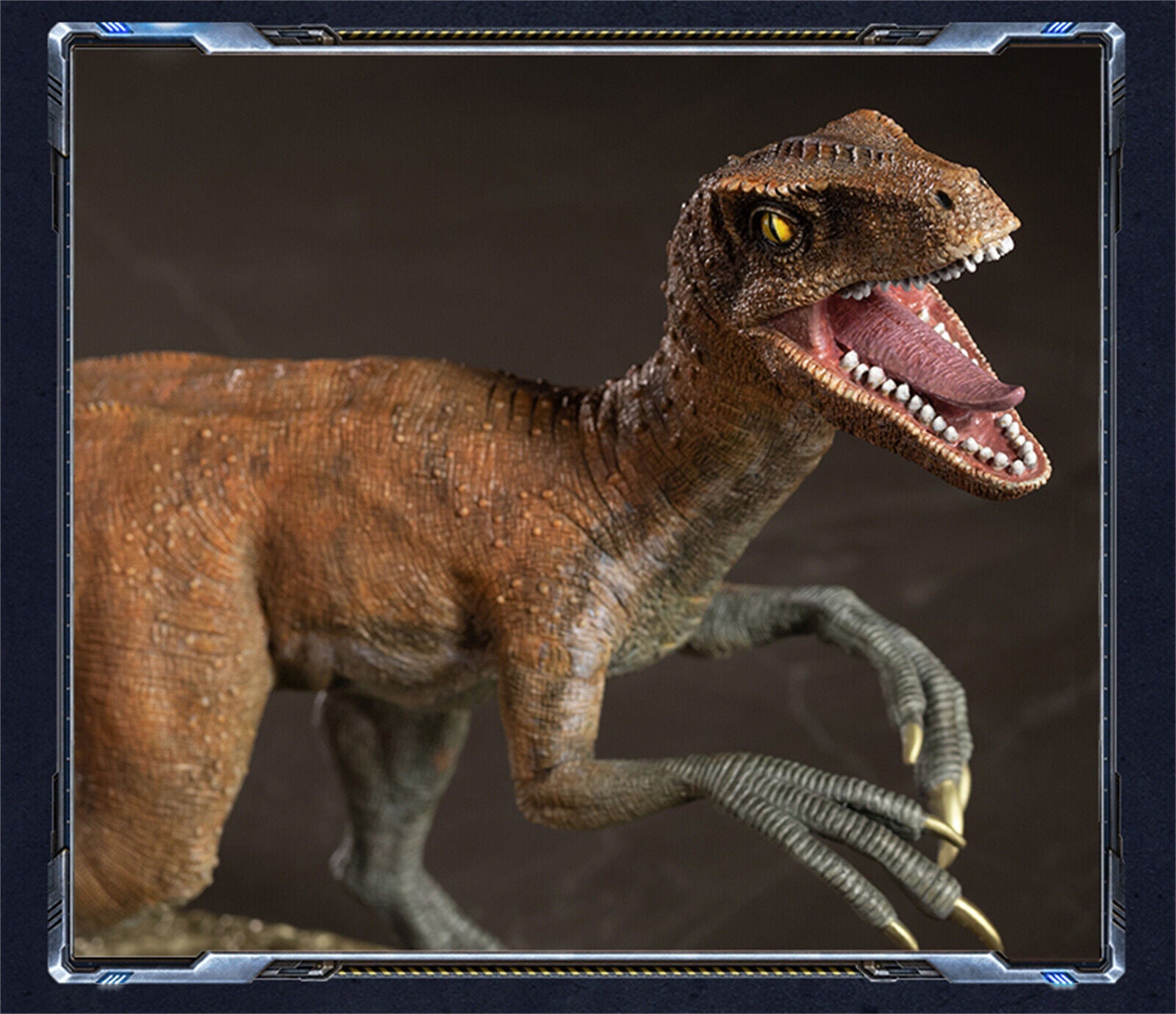 TONGSHIFU 1/8 Atrociraptor Model