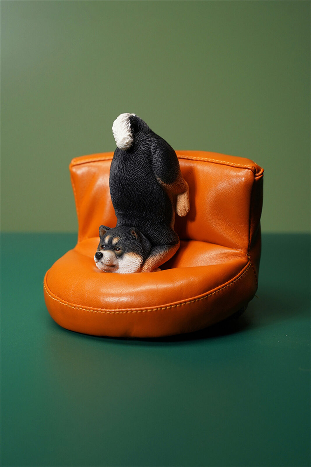 JXK 1/6 Planking Shiba Inu Model