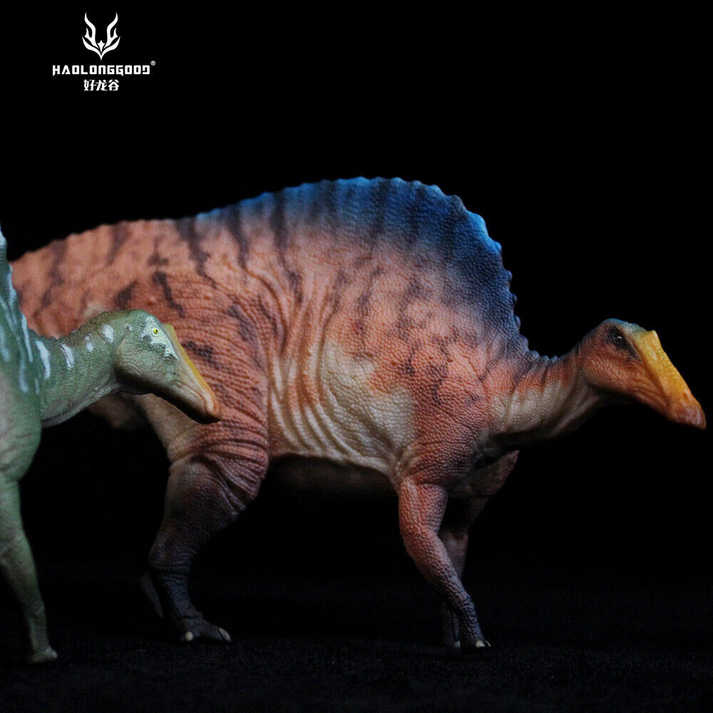 GRTOYS 1:35 Scale Ouranosaurus Model