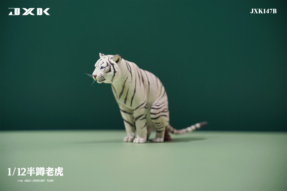 JXK 1/12 Half-crouched Tiger Model
