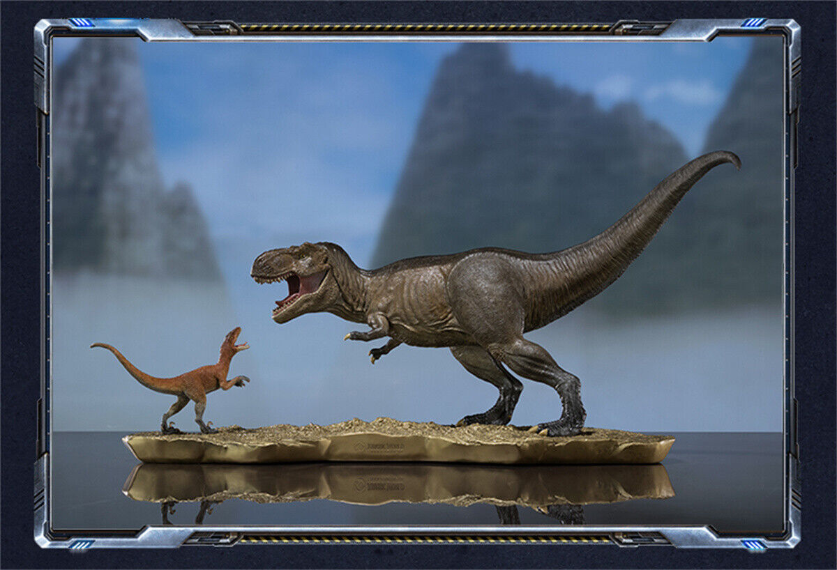 TONGSHIFU 1/20 T-Rex VS Atrociraptor Model