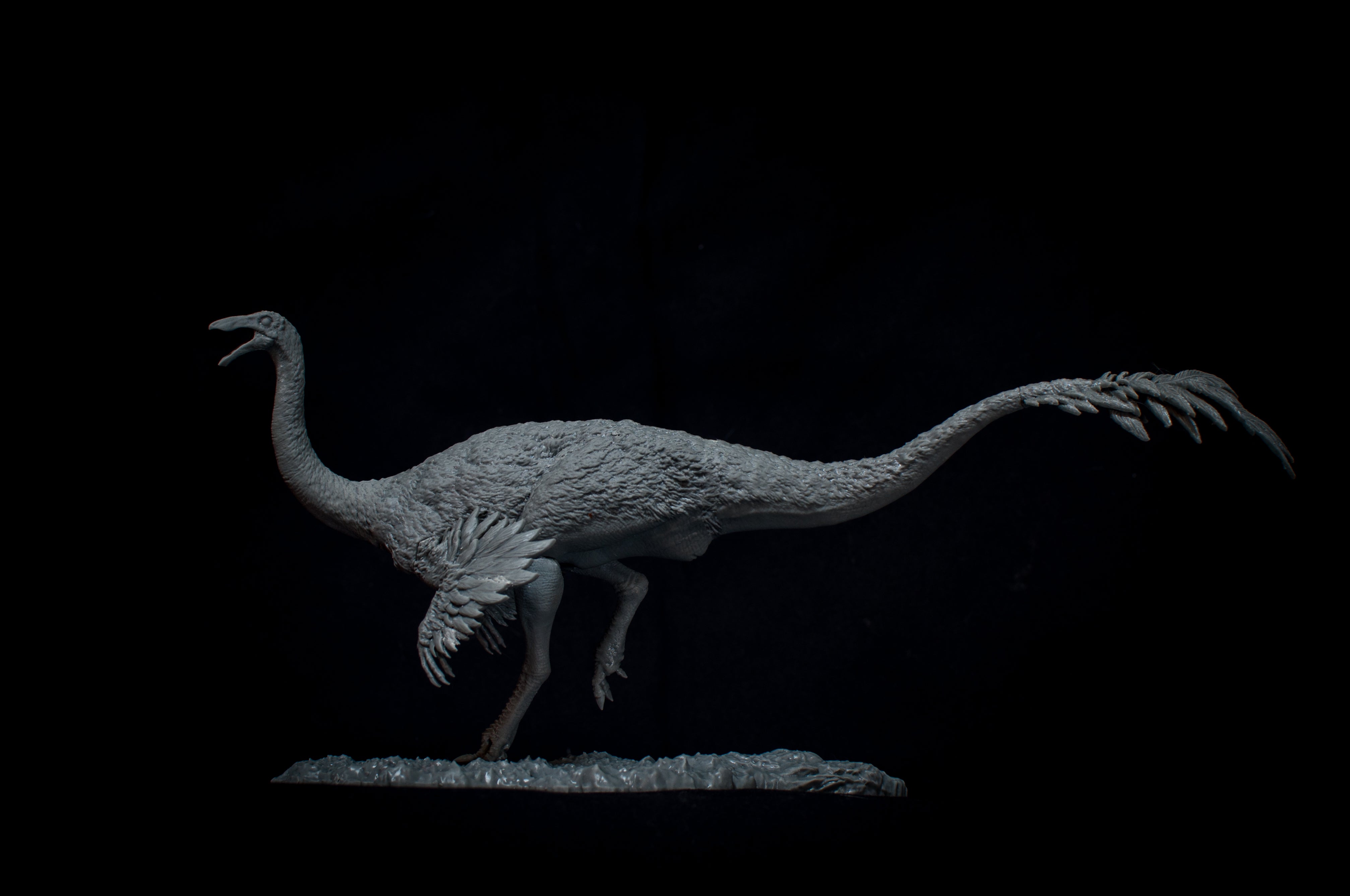 PASSION CHARGER Alioramus Hunt 3Pcs Gallimimus Scene Dinosaur GK Statue