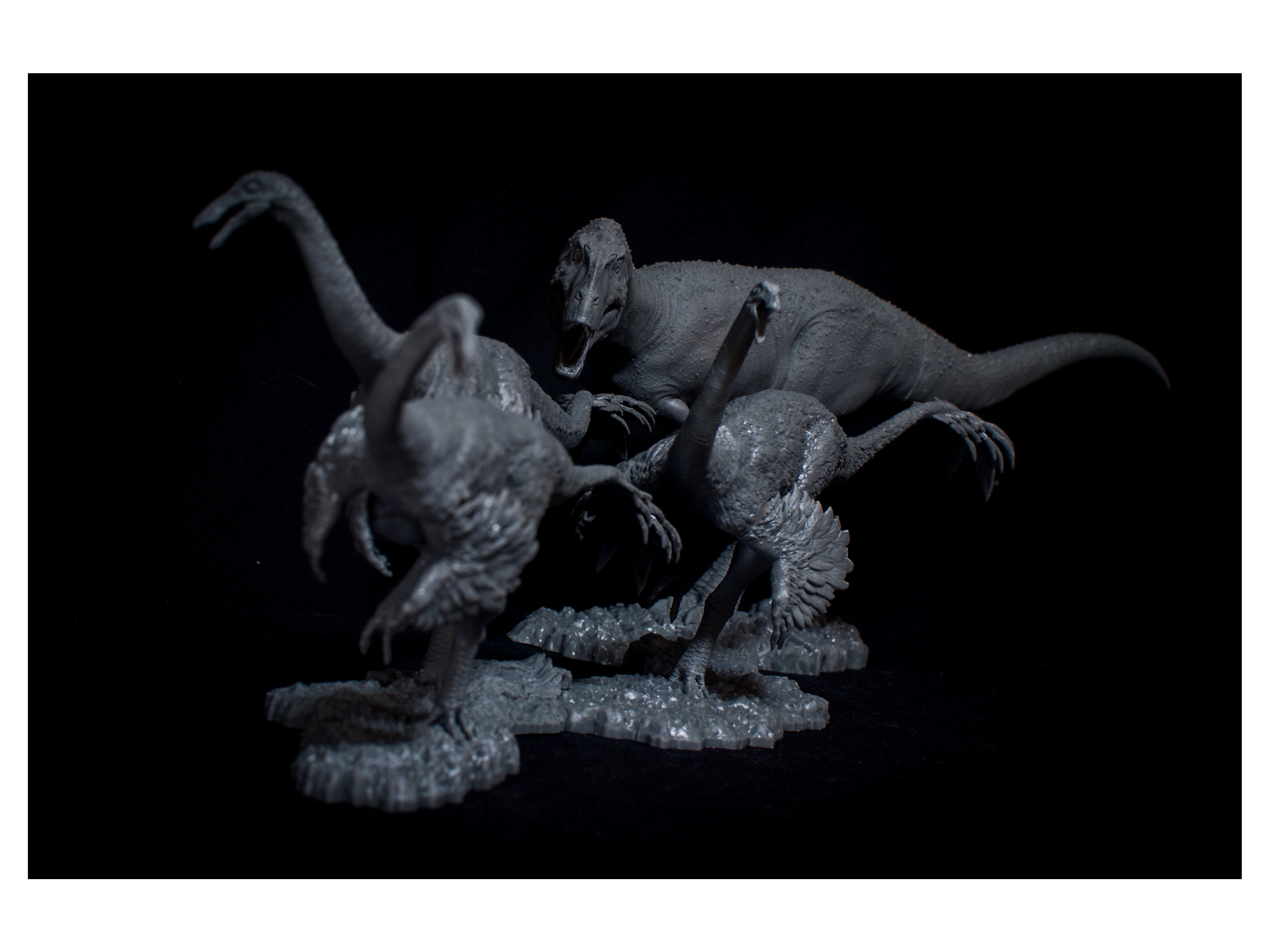 PASSION CHARGER Alioramus Hunt 3Pcs Gallimimus Scene Dinosaur GK Statue