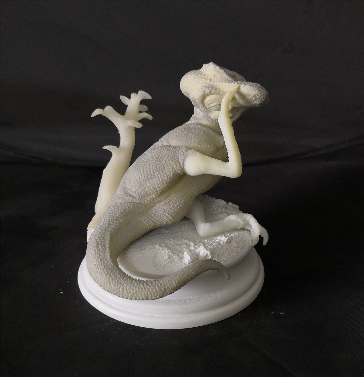 MuSee Tyrannosaurus Rex Baby Scene Dinosaur GK Statue