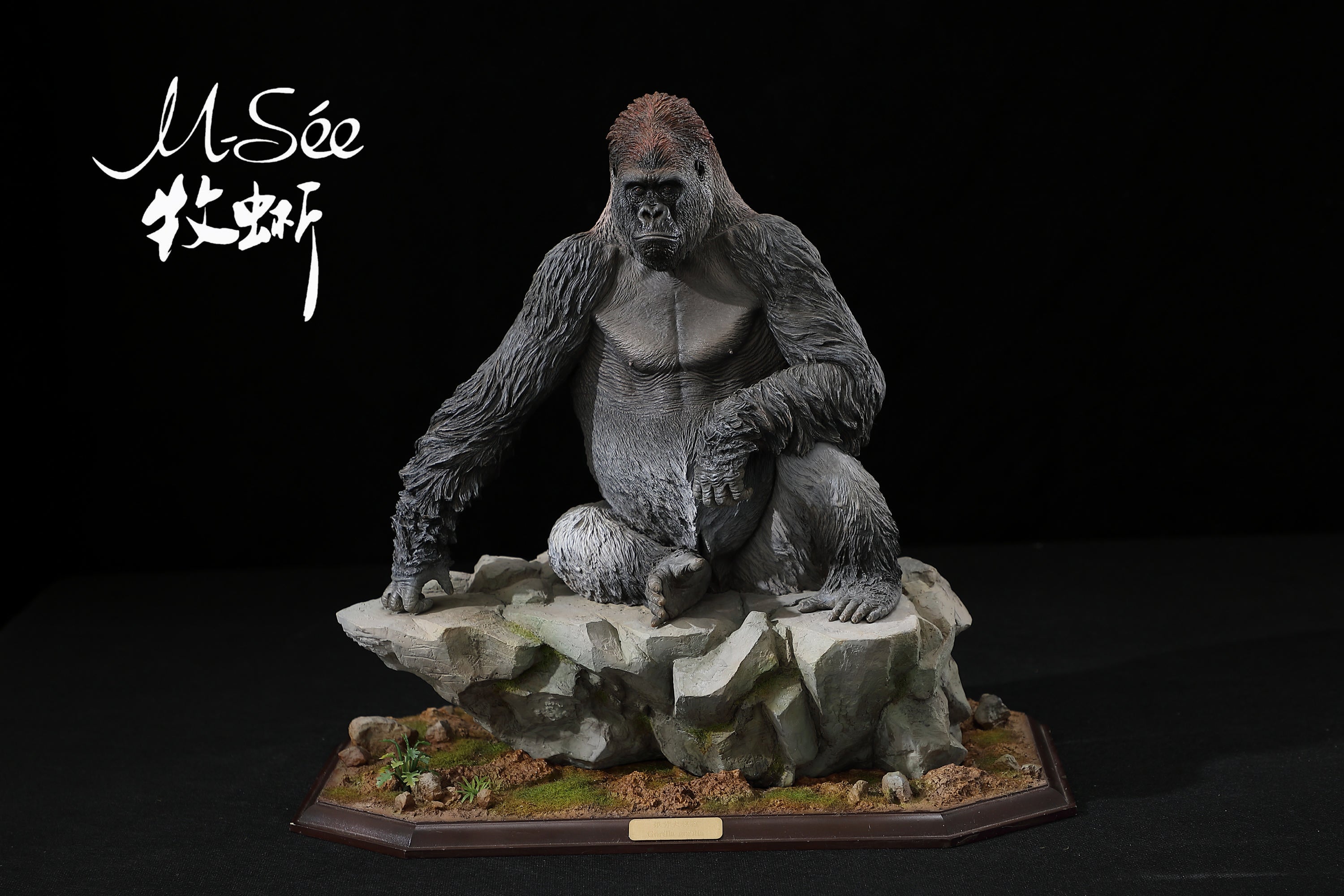 MuSee 1/6 Male Silverback Gorilla Scene Statue