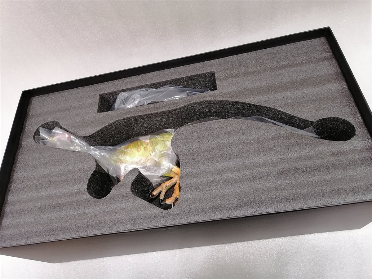 Memory Museum x Planet Earth 1/15 Dilophosaurus Statue