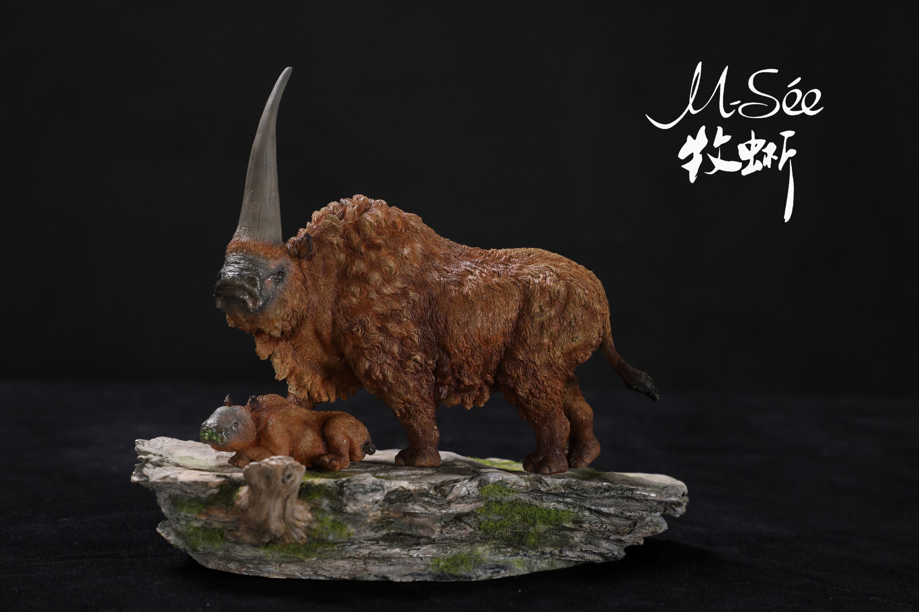 MuSee 1/35 Elasmotherium Family Scene Statue