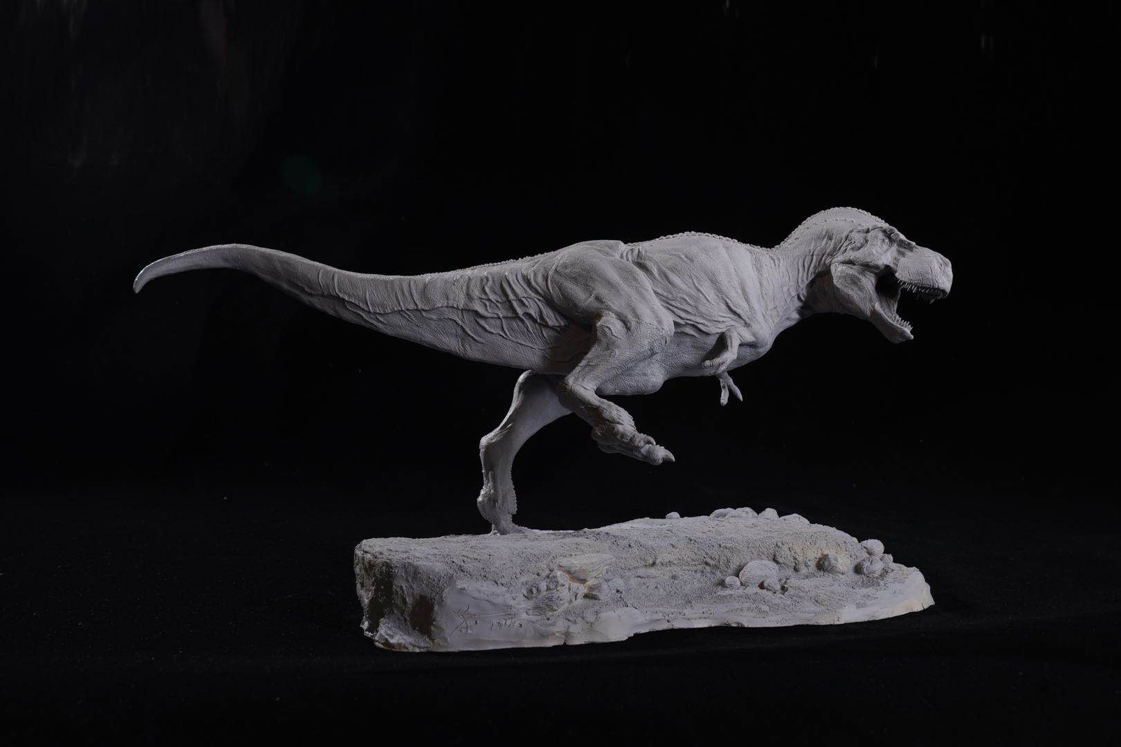 1/20 Tyrannosaurus Rex Statue Unpainted Kit