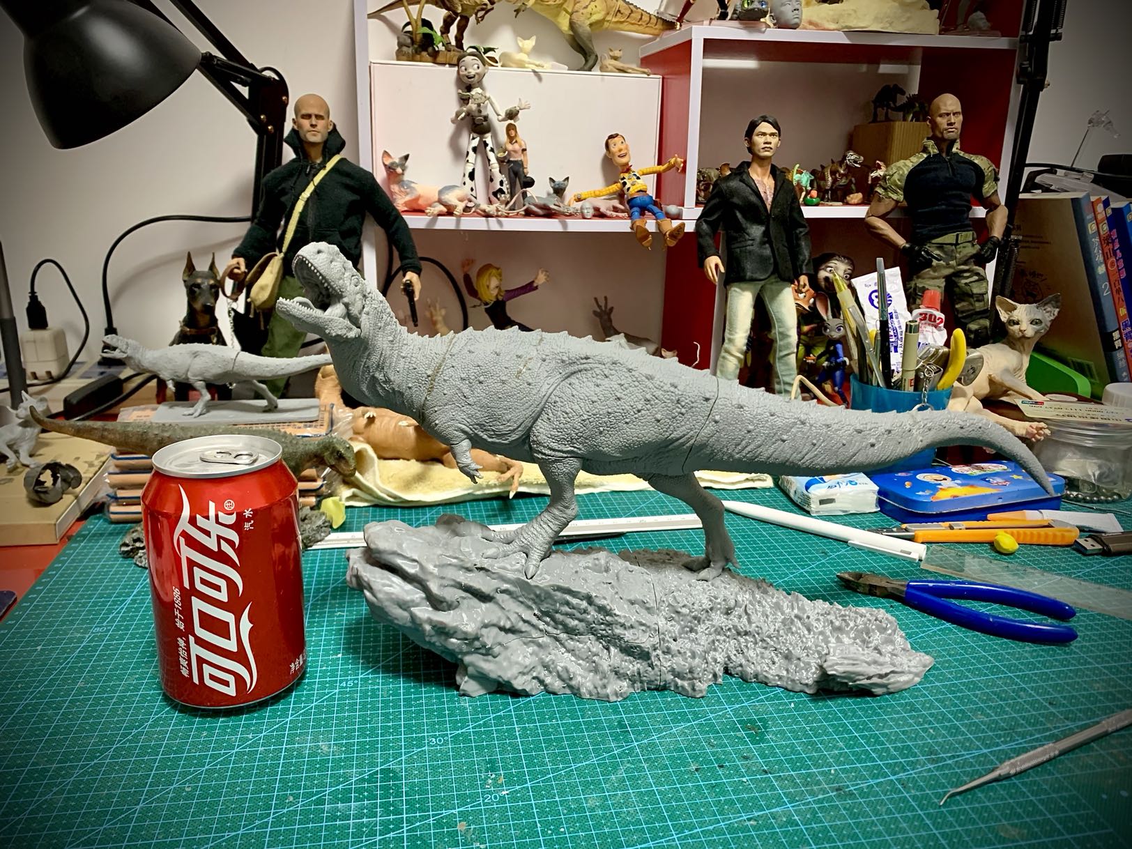 1/15 Majungasaurus Statue Unpainted Model