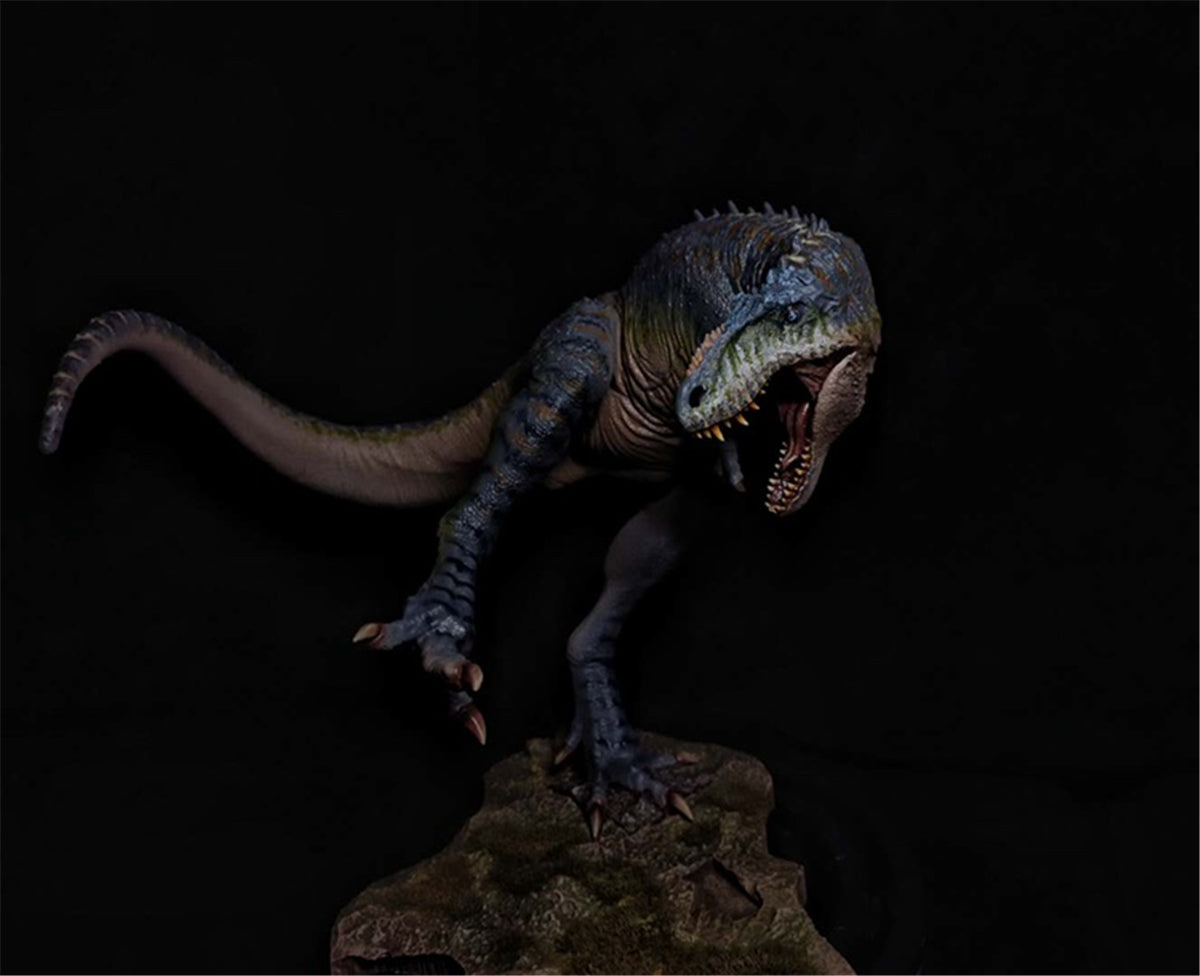 PASSION CHARGER Teratophoneus Scene Statue