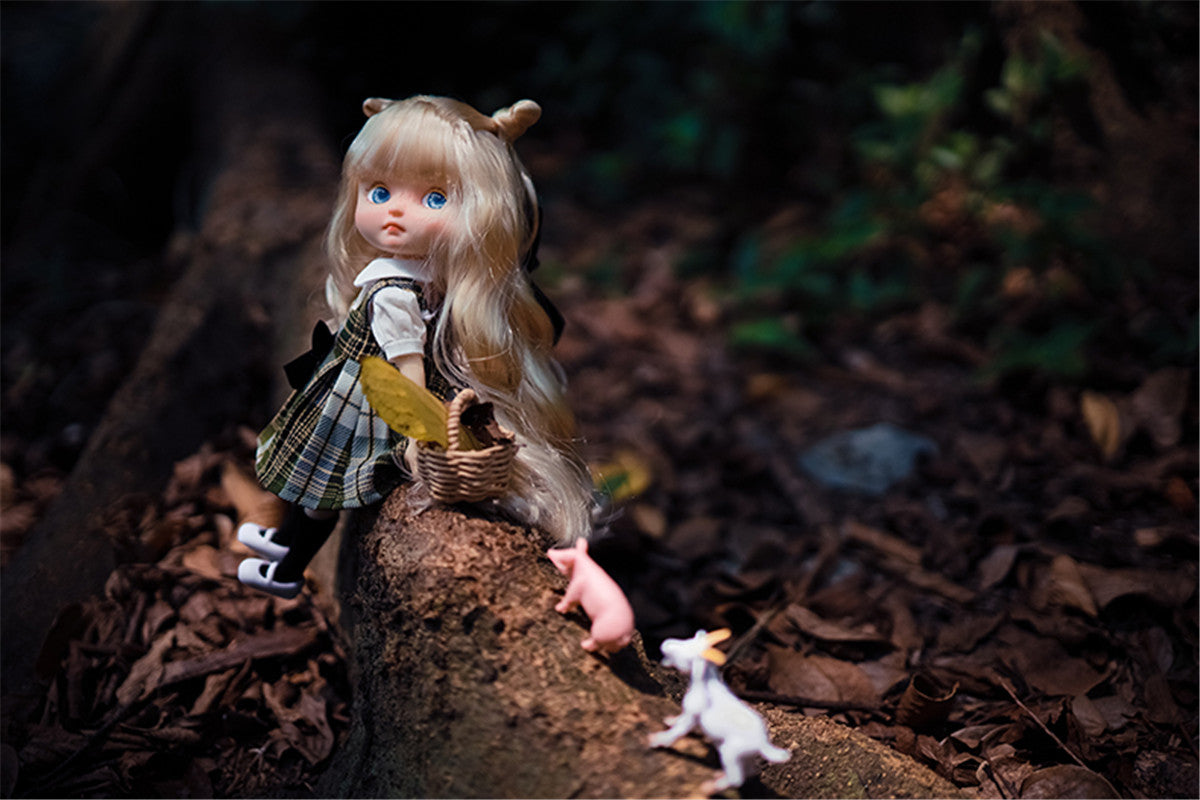 1/8 Afternoon Tea Party Doll Figure