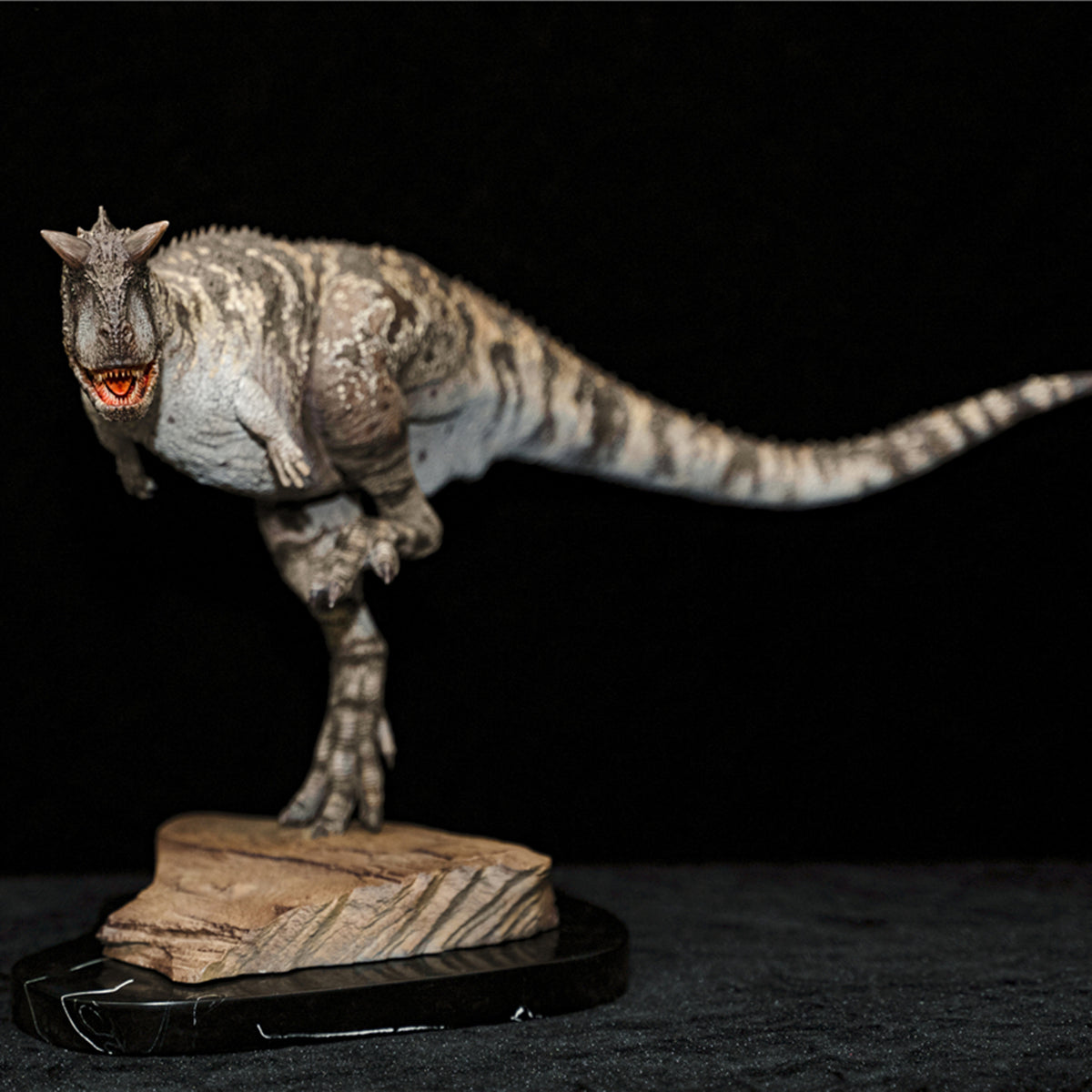 Memory Museum x Keith Strasser 1/15 Carnotaurus Statue