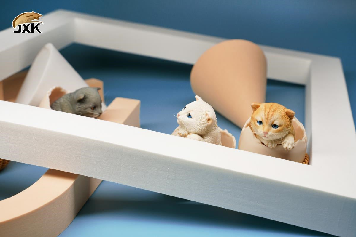 JXK 1/6th Eggshell Cat Model