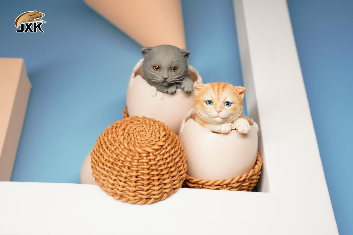 JXK 1/6th Eggshell Cat Model