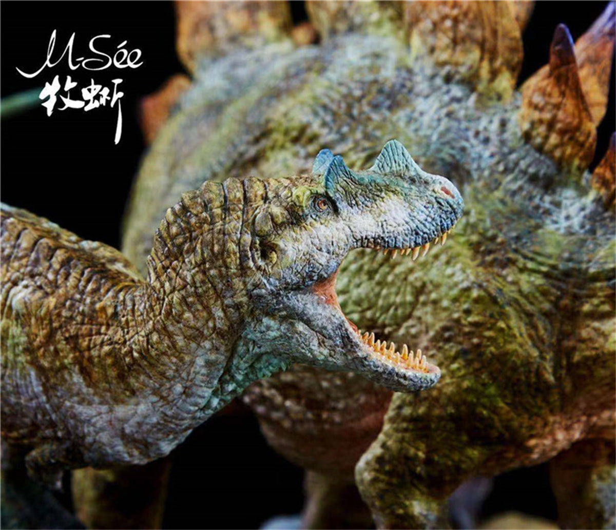 MuSee 1/15 Ceratosaurus VS Stegosaurus Statue