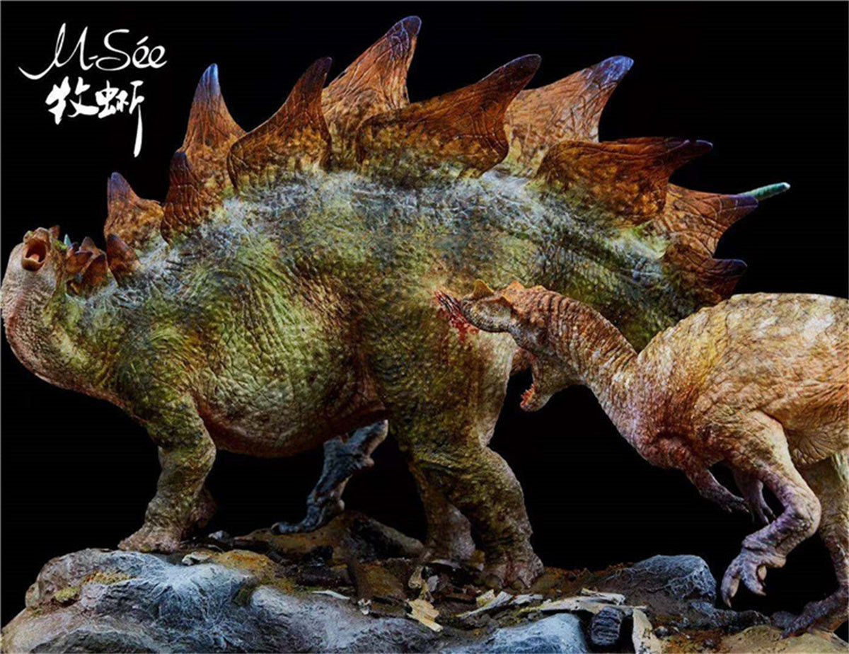 MuSee 1/15 Ceratosaurus VS Stegosaurus Statue