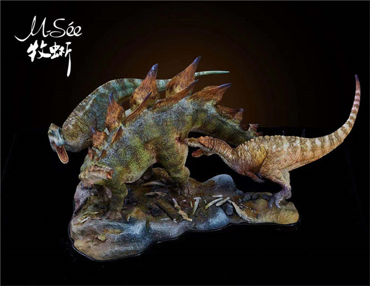 MuSee 1/15 Ceratosaurus VS Stegosaurus Statue