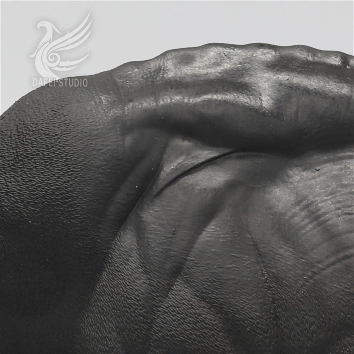 Dafei Bos Frontalis Scene Statue