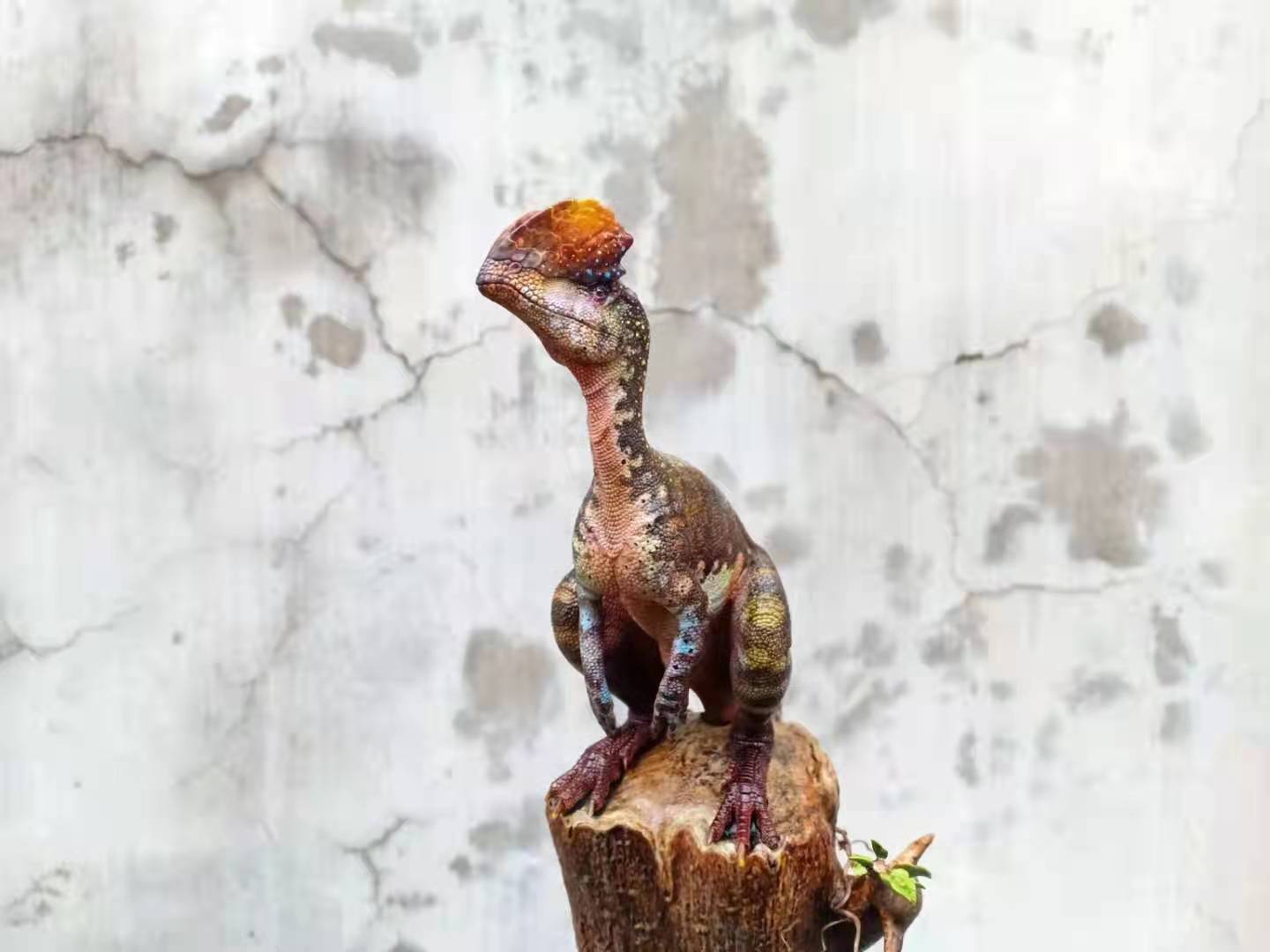 Dilophosaurus Scene Model Kit