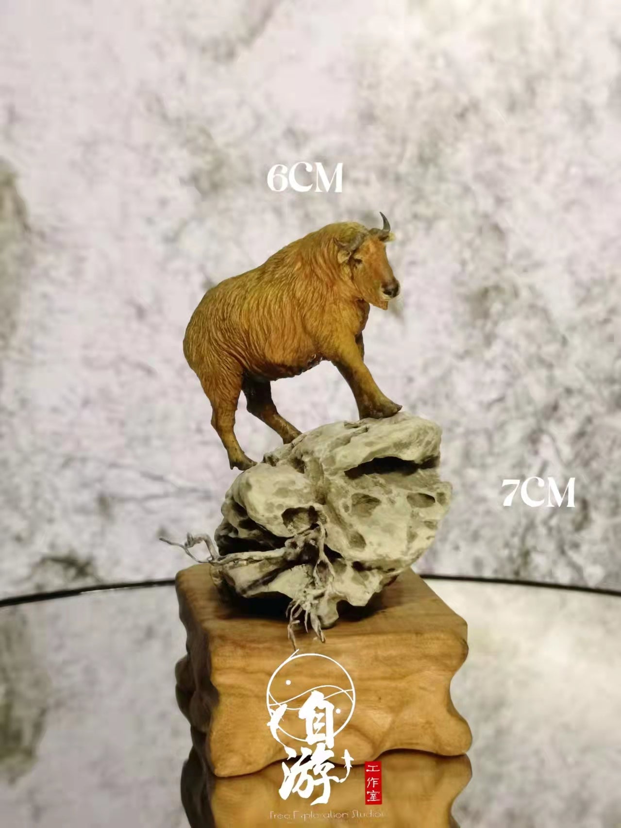 Budarcas taxicolor Sichuan Takin Model Kit