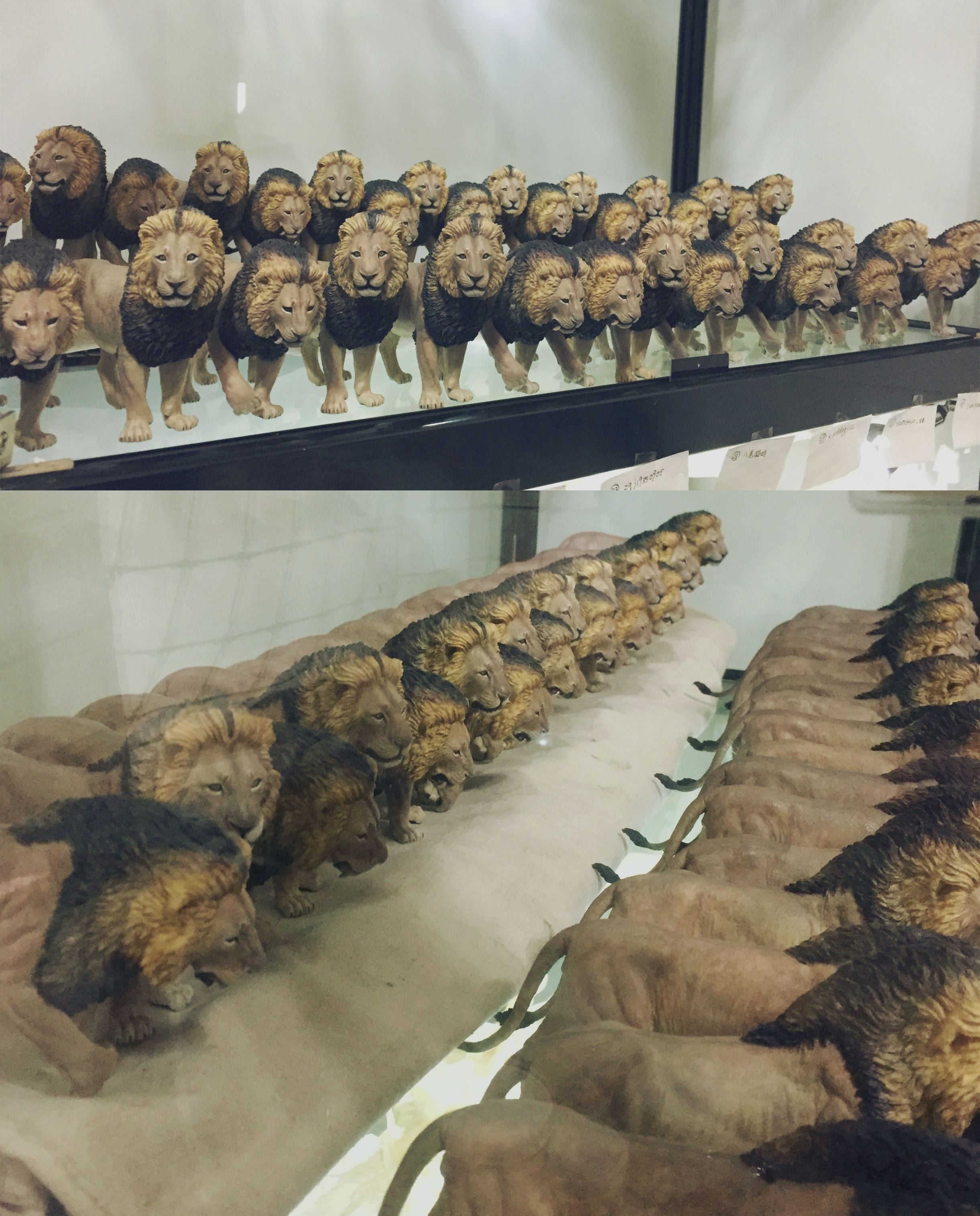 1:15 Charleston Lion Scene Model