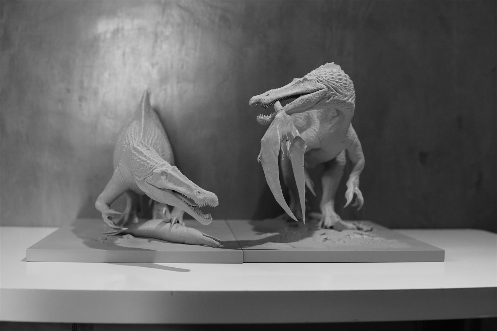 CROSS COLOR 1/15 Suchomimus Model Unpainted Kit