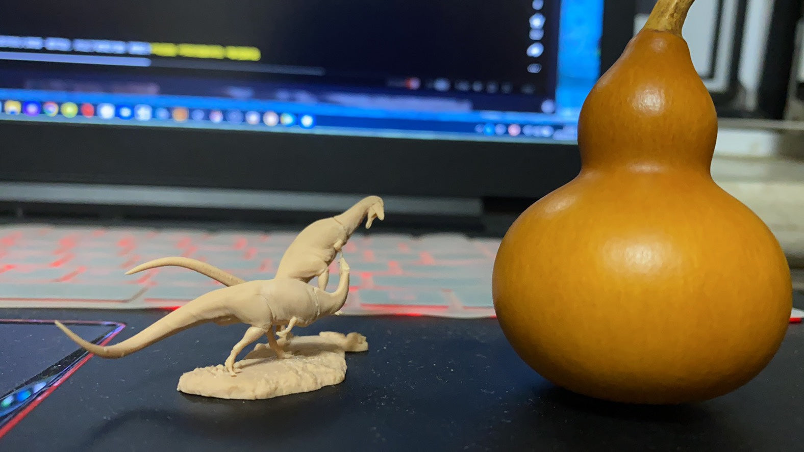 Rapetosaurus krausei Masiakasaurus Model Kit