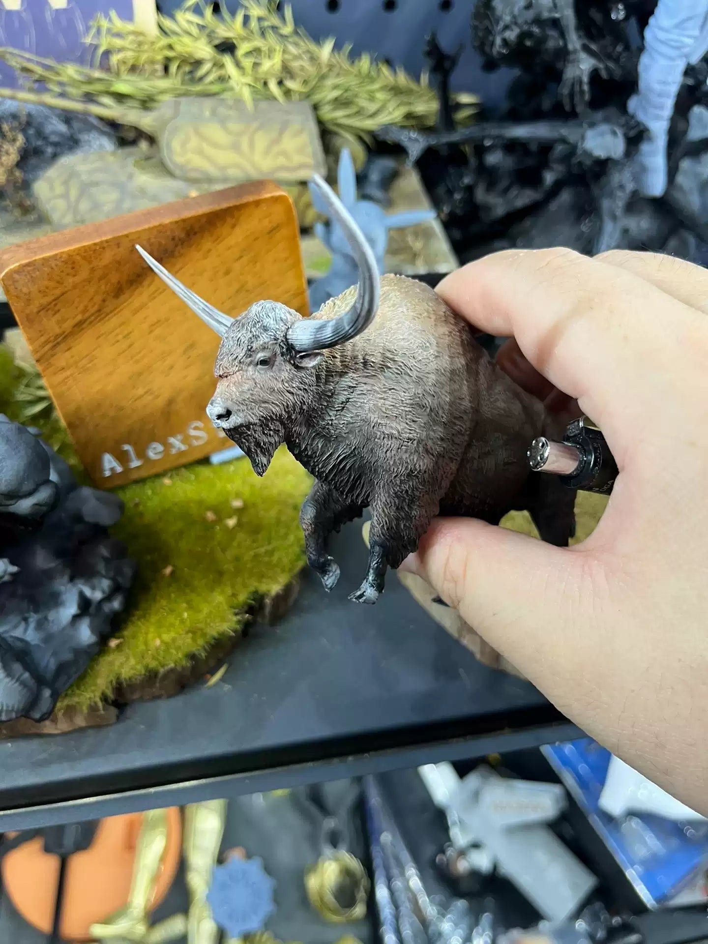 Alex Studio Bison latifrons Model