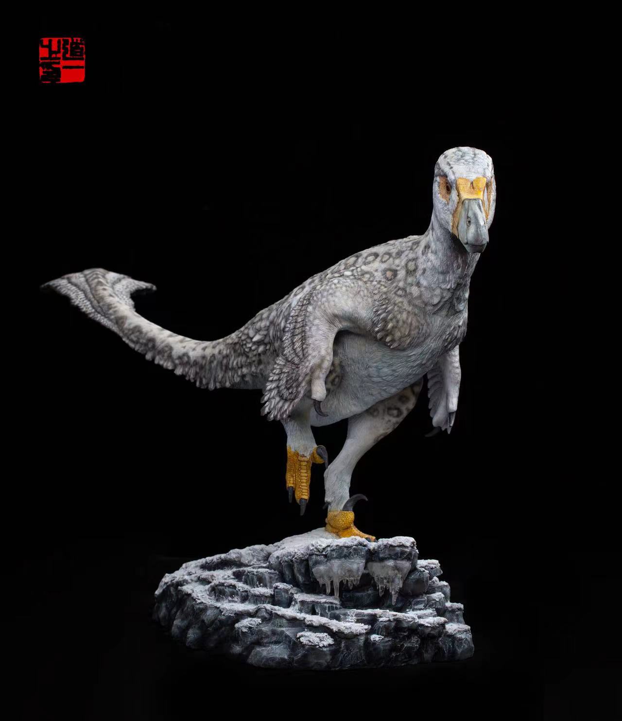 Cen DaoYi Studio 1:3 Scale Linheraptor exquisitus Ethnic Group Scene Statue Model Kit