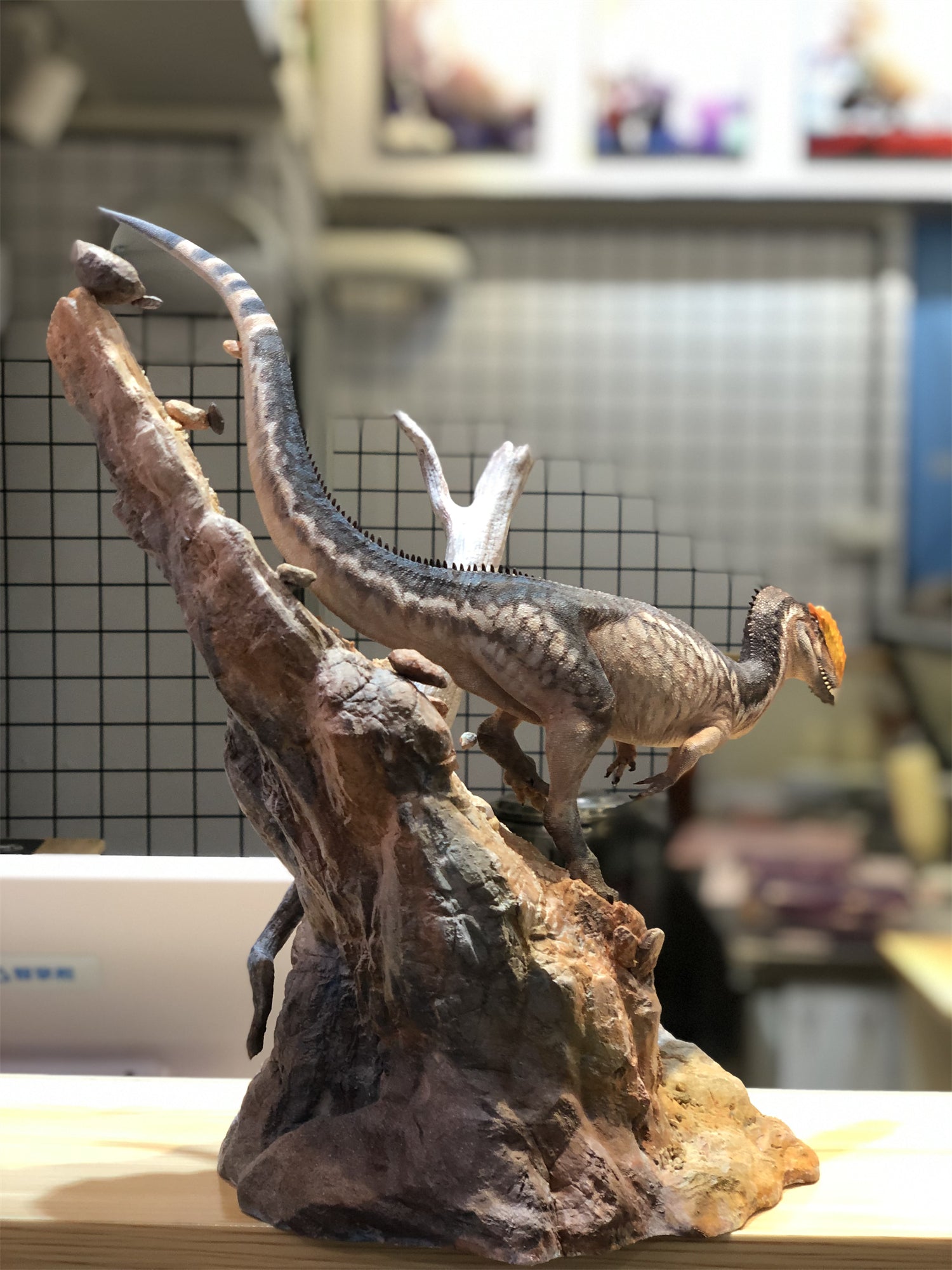LINGHU ART STUDIO Dilophosaurus Scene Model Kit