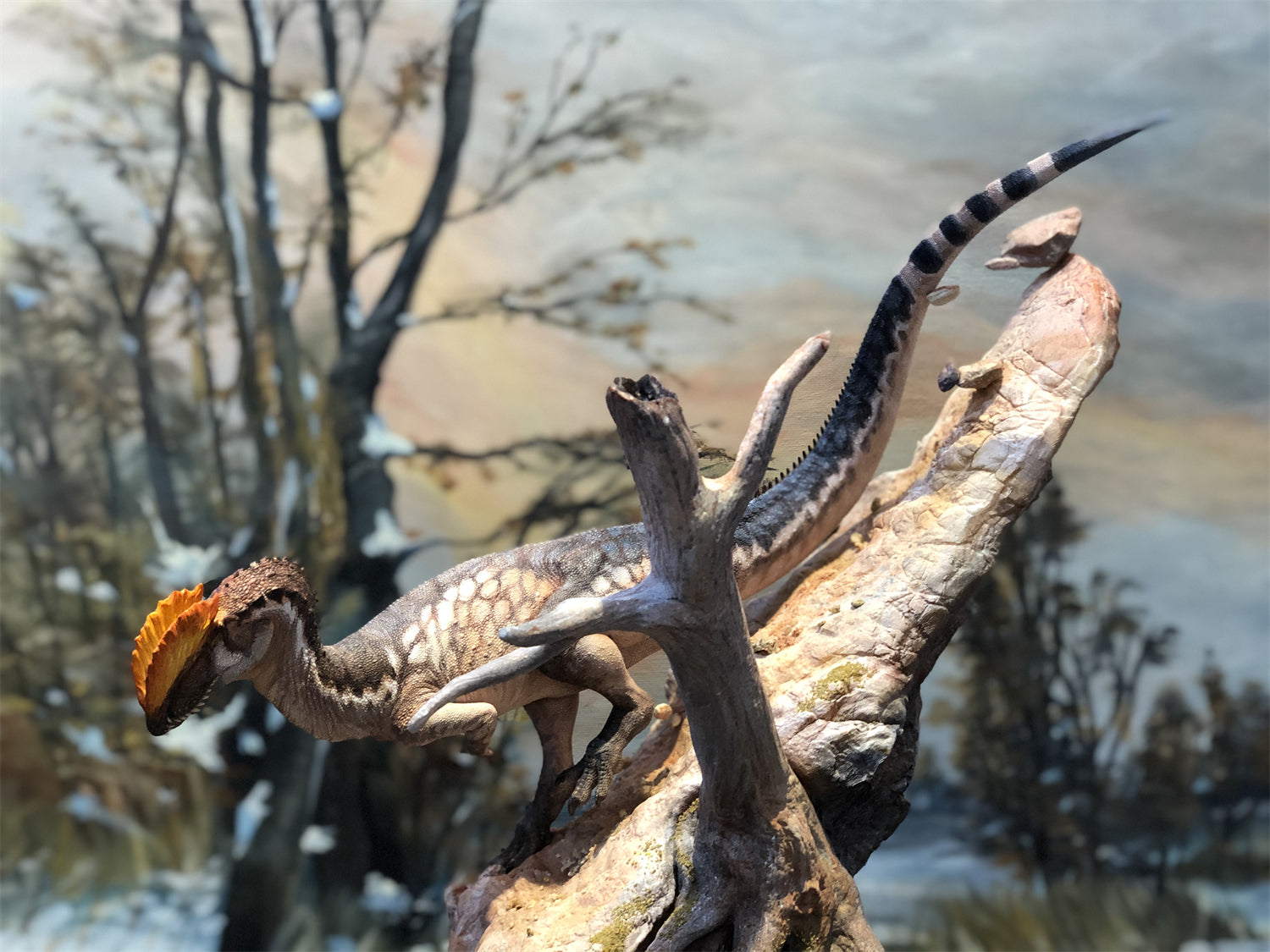 LINGHU ART STUDIO Dilophosaurus Scene Model Kit