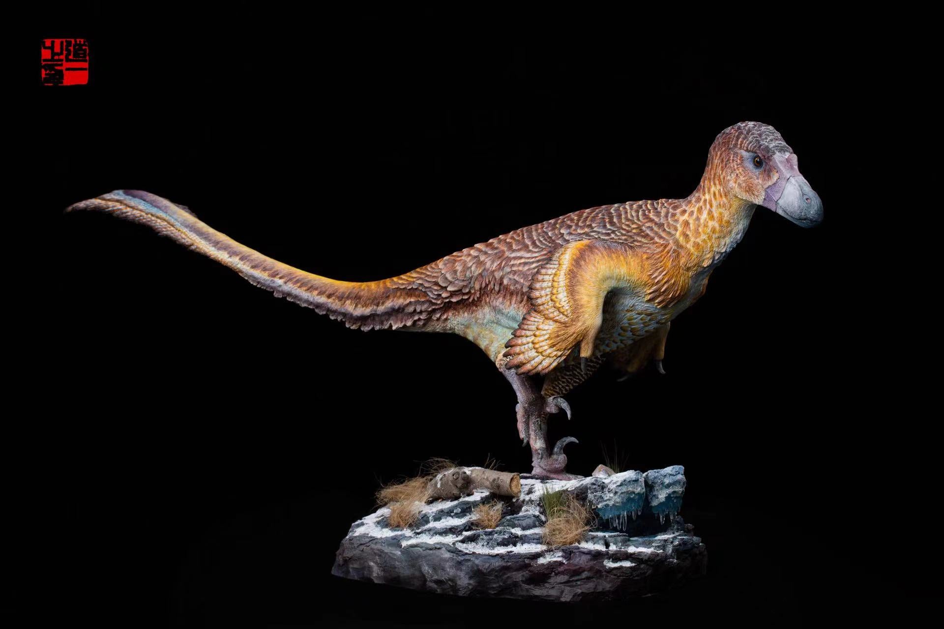 Cen DaoYi Studio 1:3 Scale Linheraptor exquisitus Ethnic Group Scene Statue Model Kit