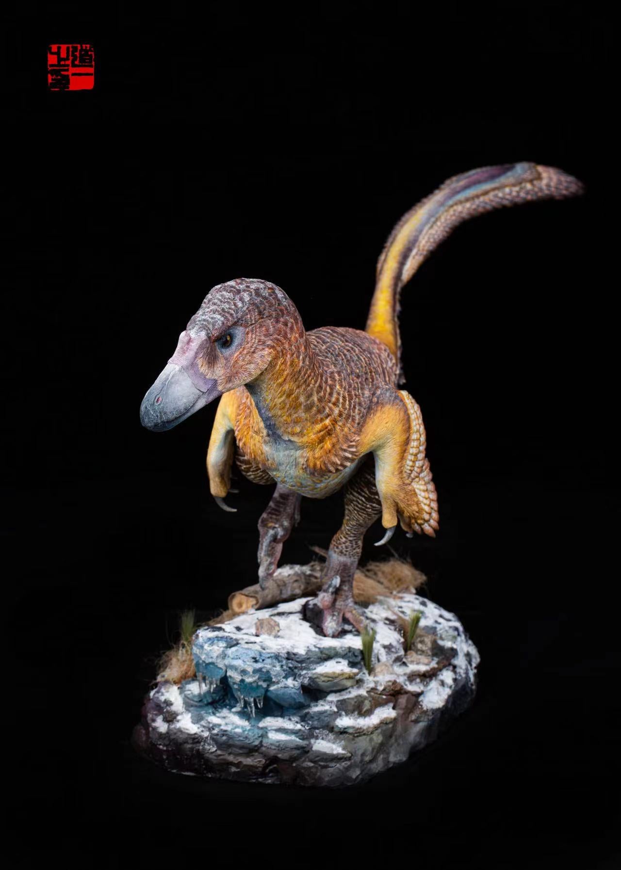 Cen DaoYi Studio 1:3 Scale Linheraptor exquisitus Ethnic Group Scene Statue Model Kit