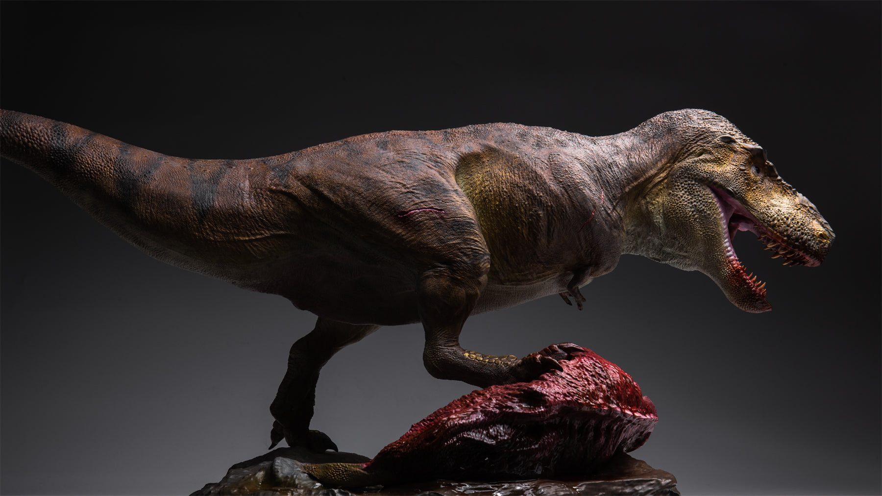 Sing Studio 1:15 Scale Tyrannosaurus Rex Scene Model Kit