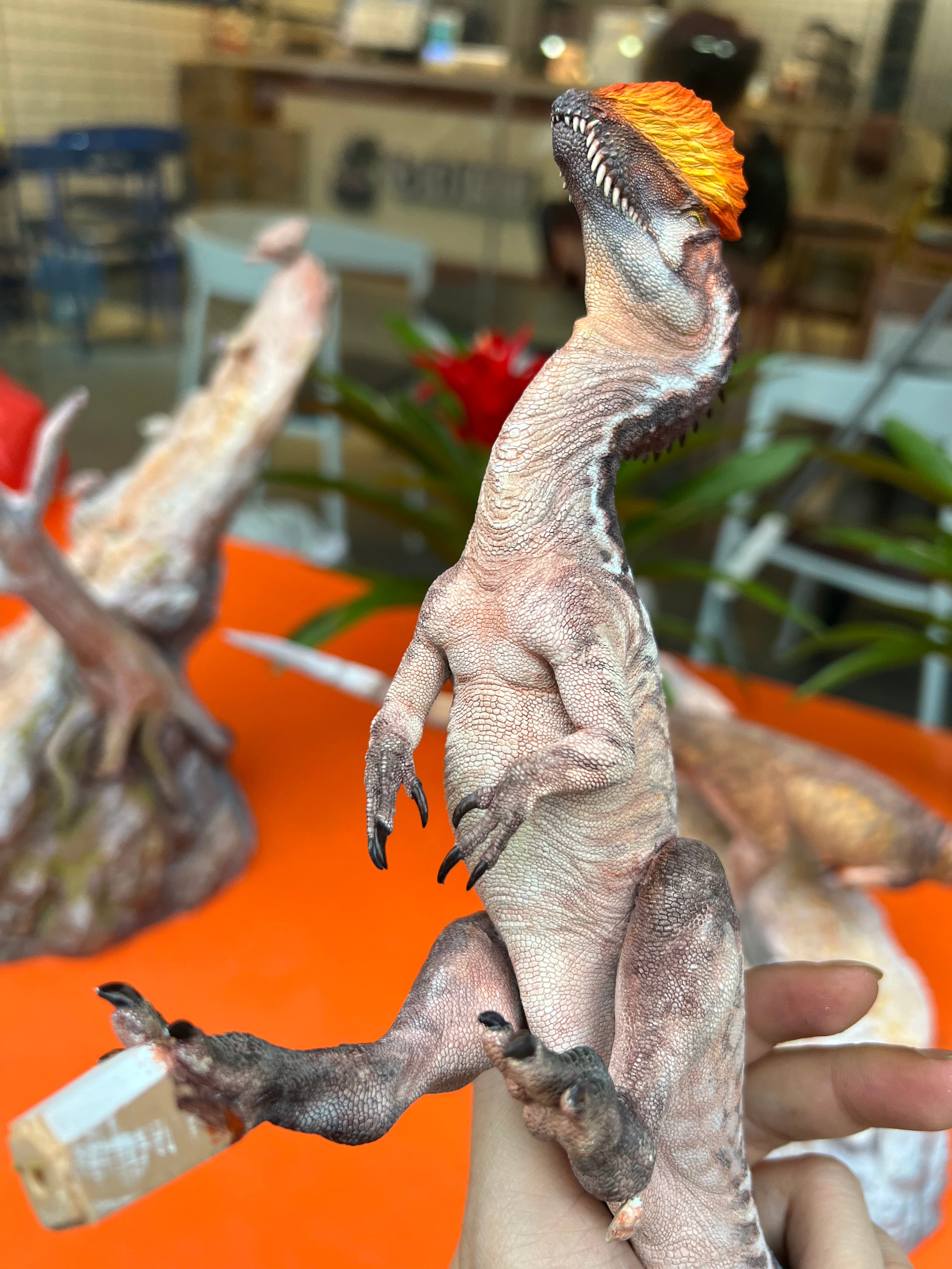 LINGHU ART STUDIO Dilophosaurus Scene Model Kit
