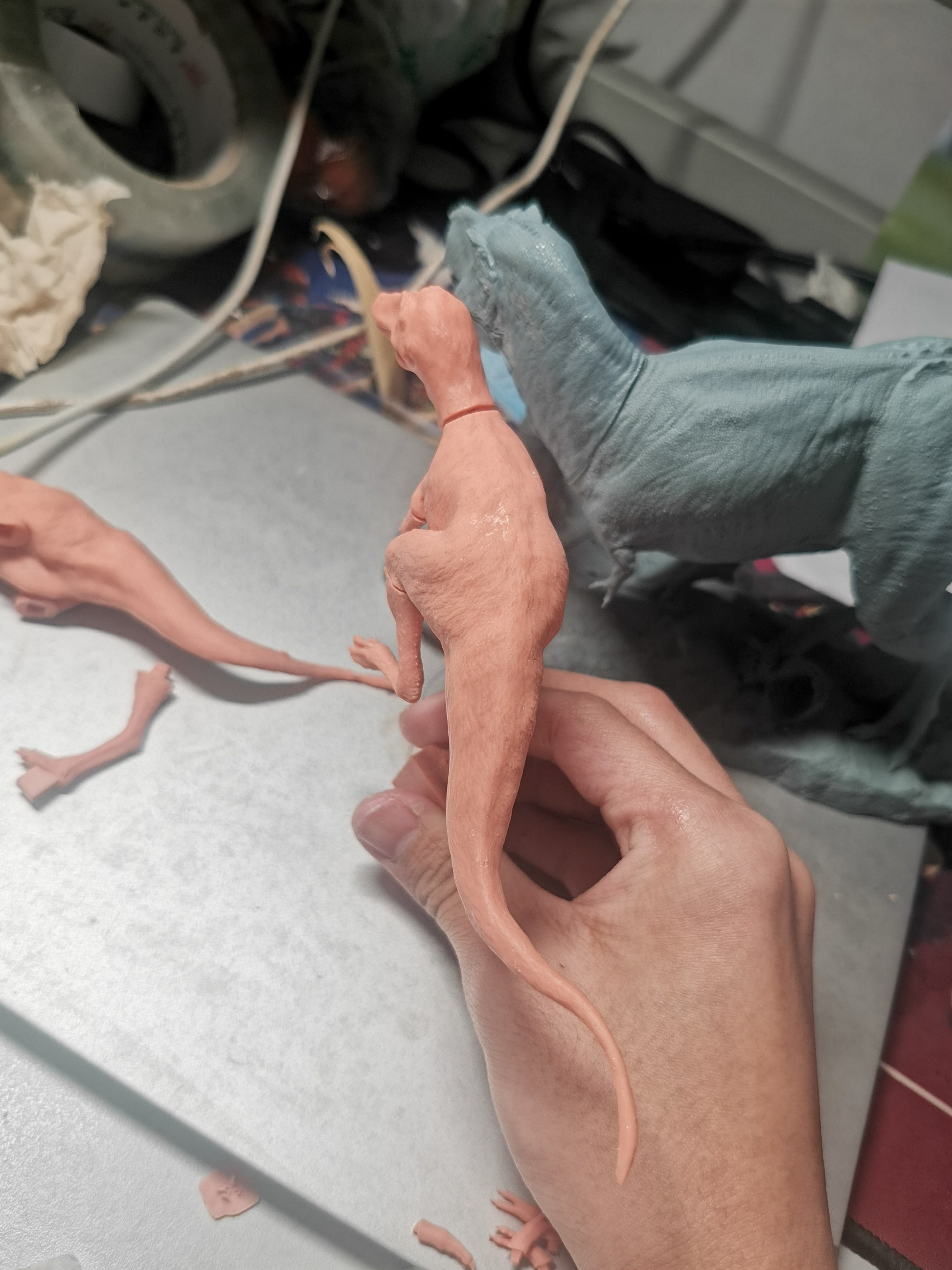 Atr of Seeker Studio 1/18 Scale Tyrannosaurus Rex Osborn Family Scene Model Kit