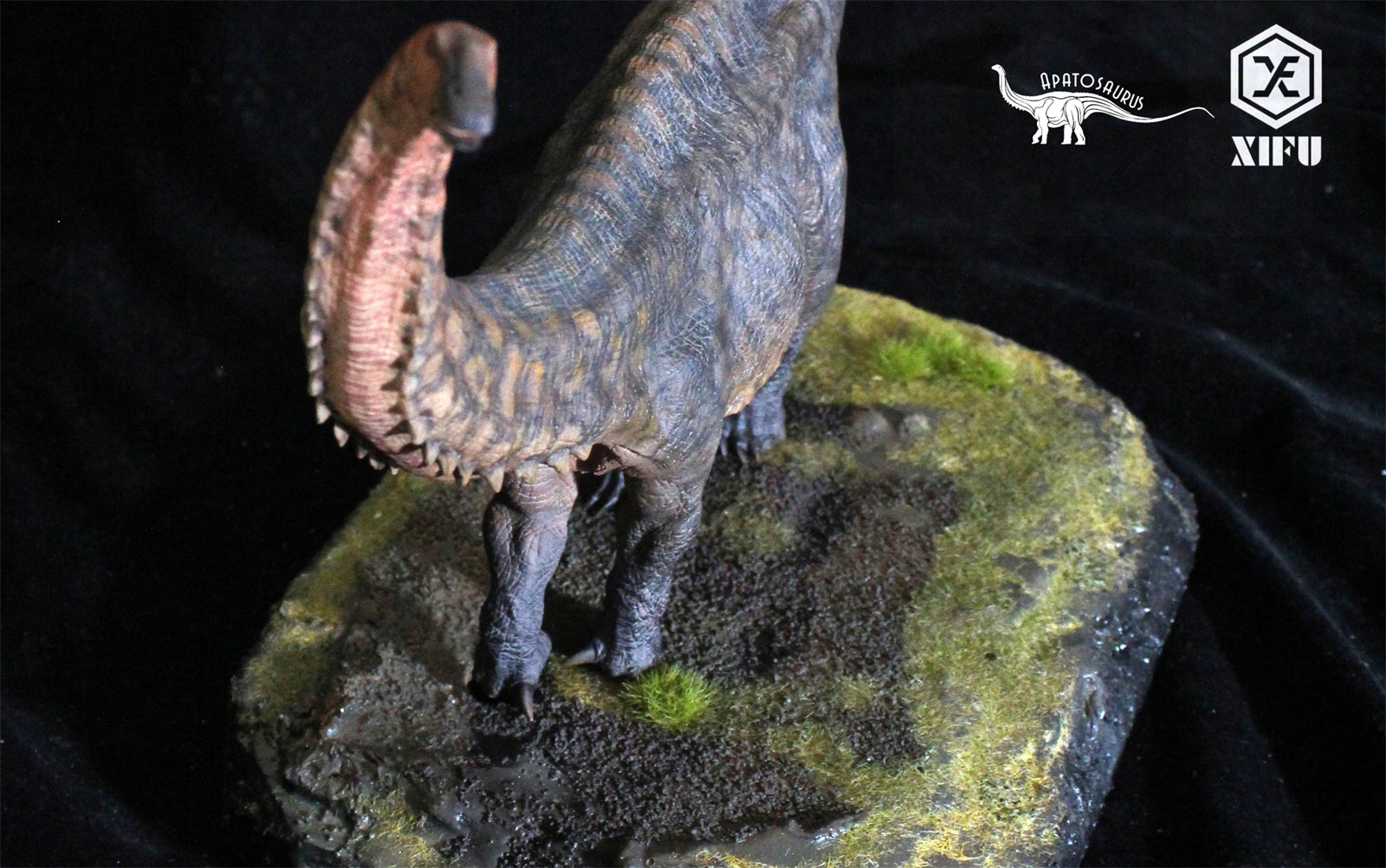 1/35 Scale Apatosaurus Pieck Model Kit