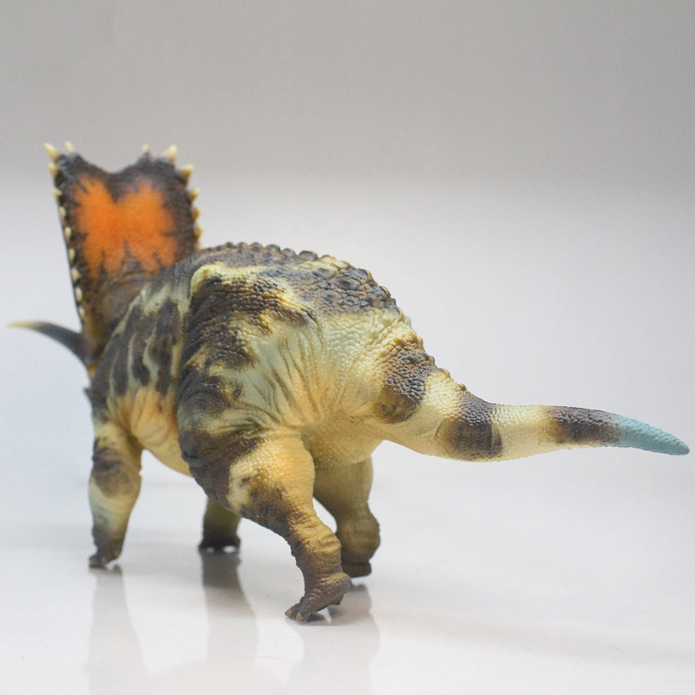 HAOLONGGOOD 1:35 Scale Pentaceratops Model