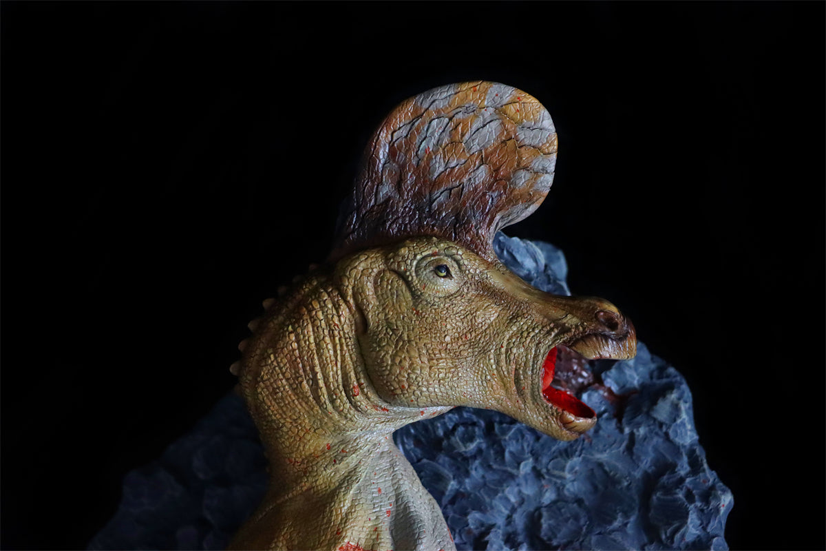 Corythosaurus Corpse Statue