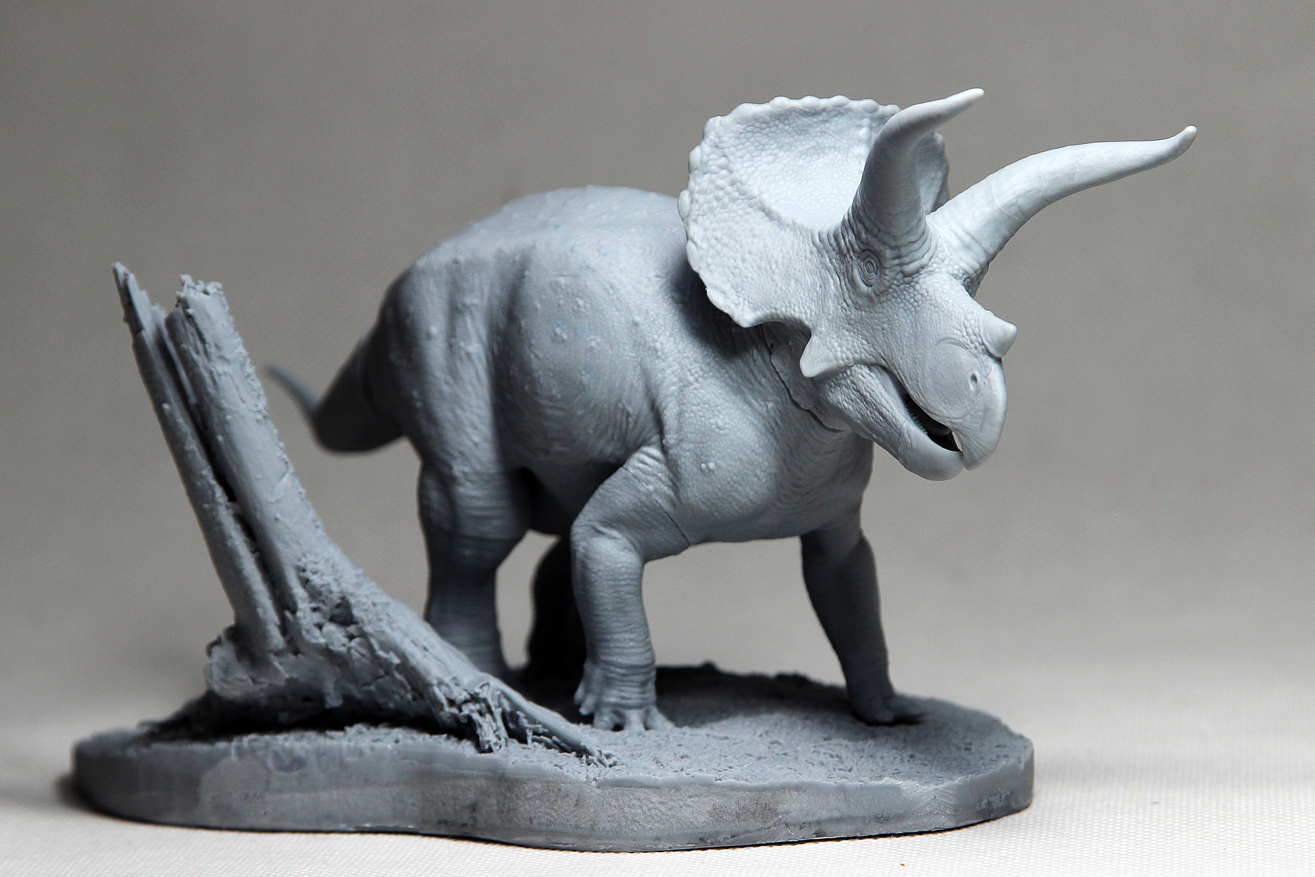 De CLAY Studio Triceratops prorsus Scene Statue Kit