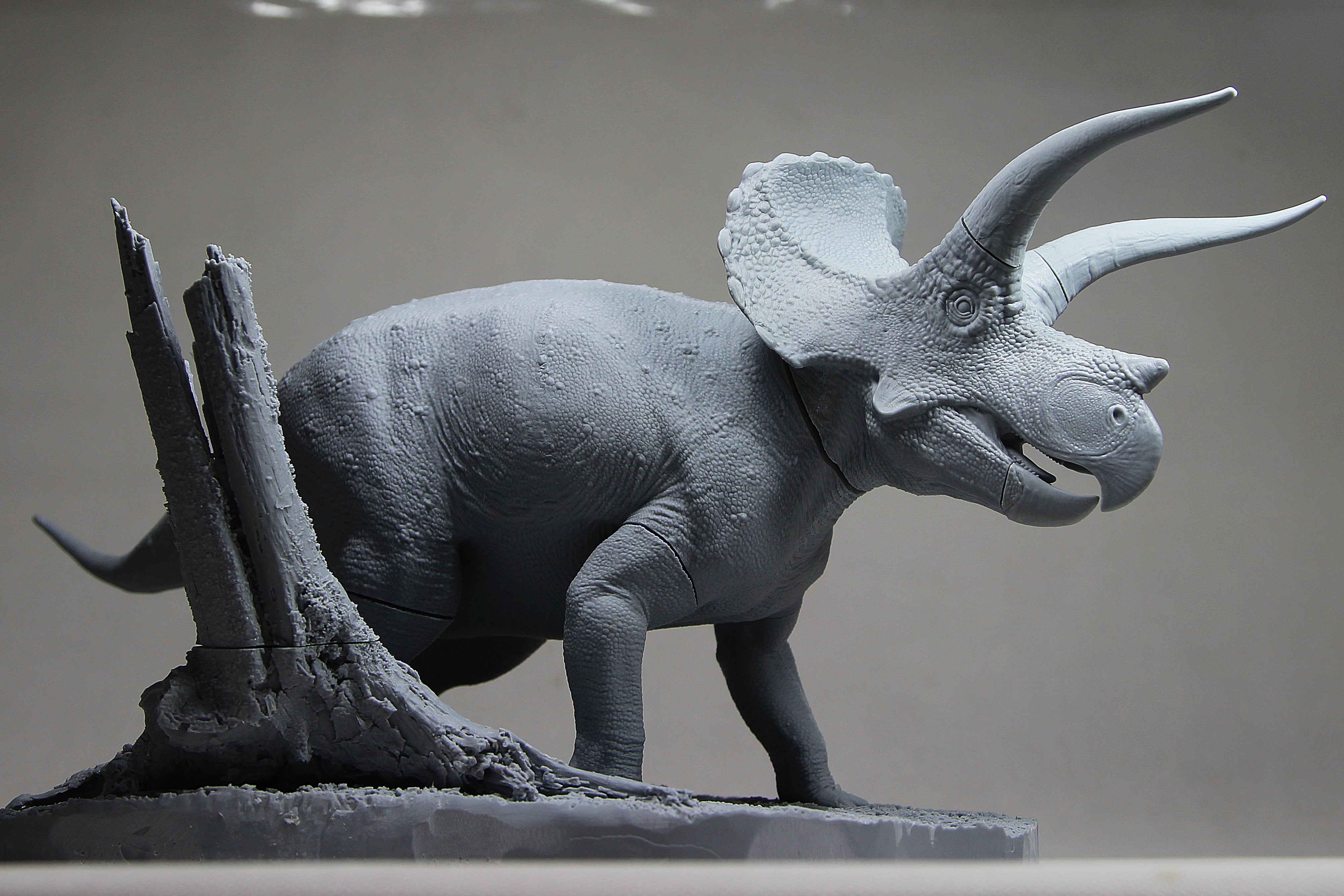 De CLAY Studio Triceratops prorsus Scene Statue Kit