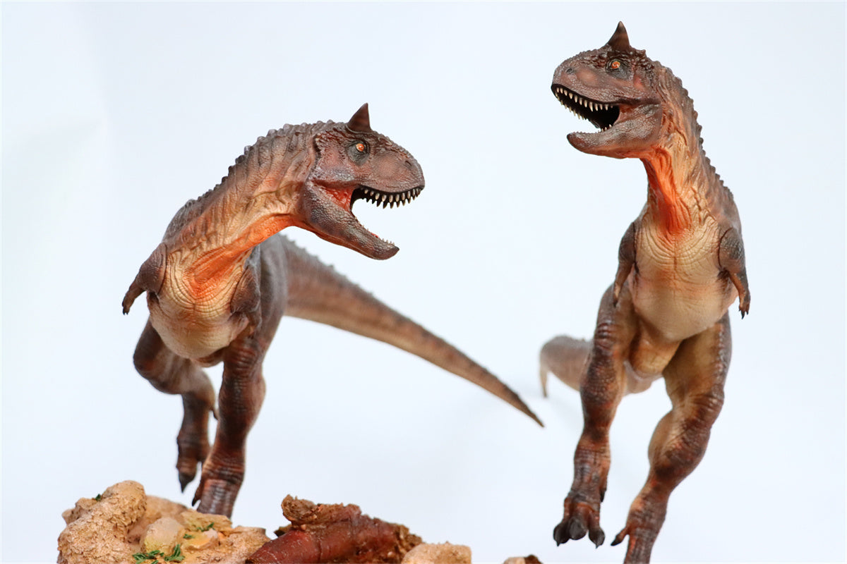 ITOY 1/15 Pair Carnotaurus Statue