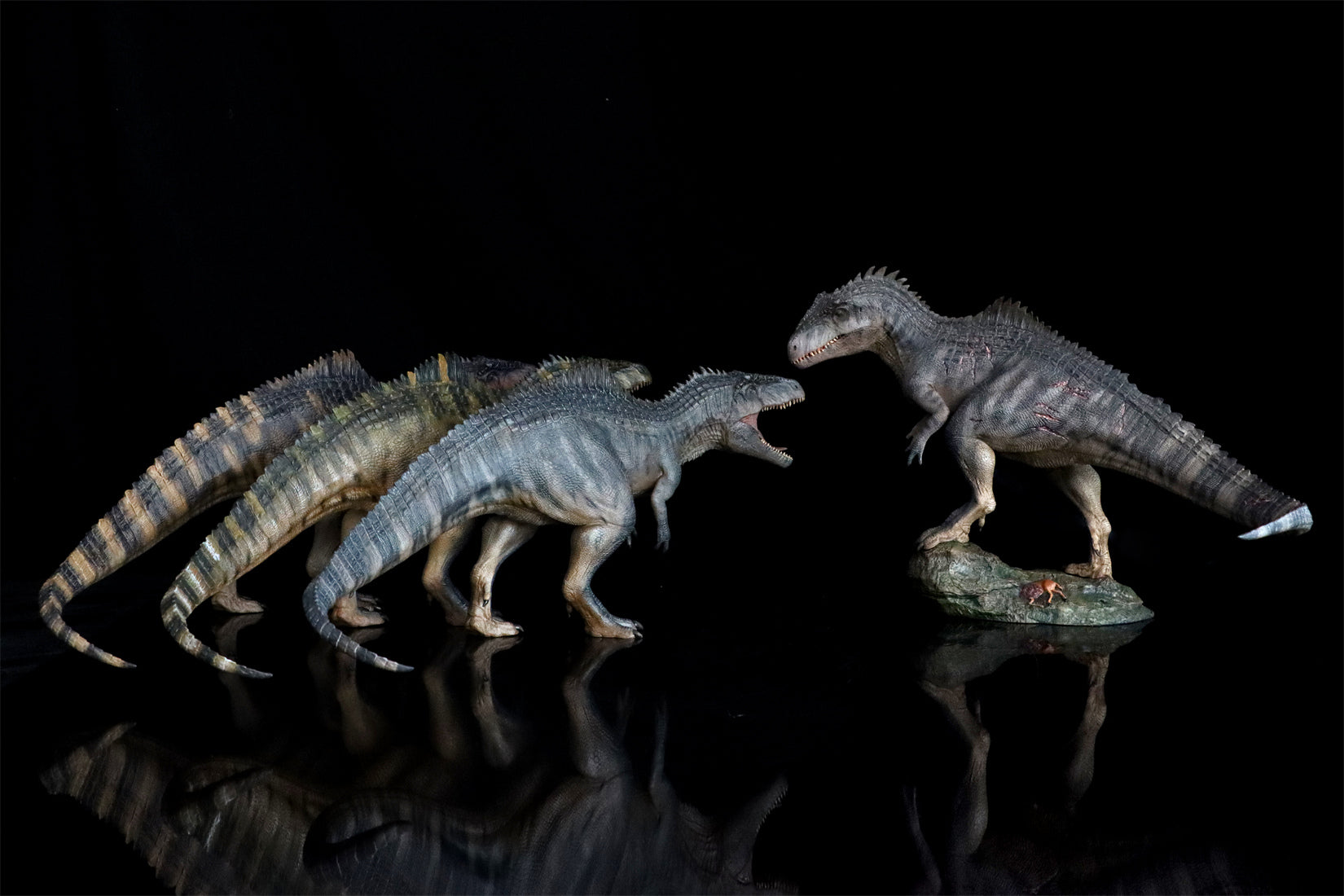 Nanmu Giganotosaurus 2.0 The King of the Border Figure