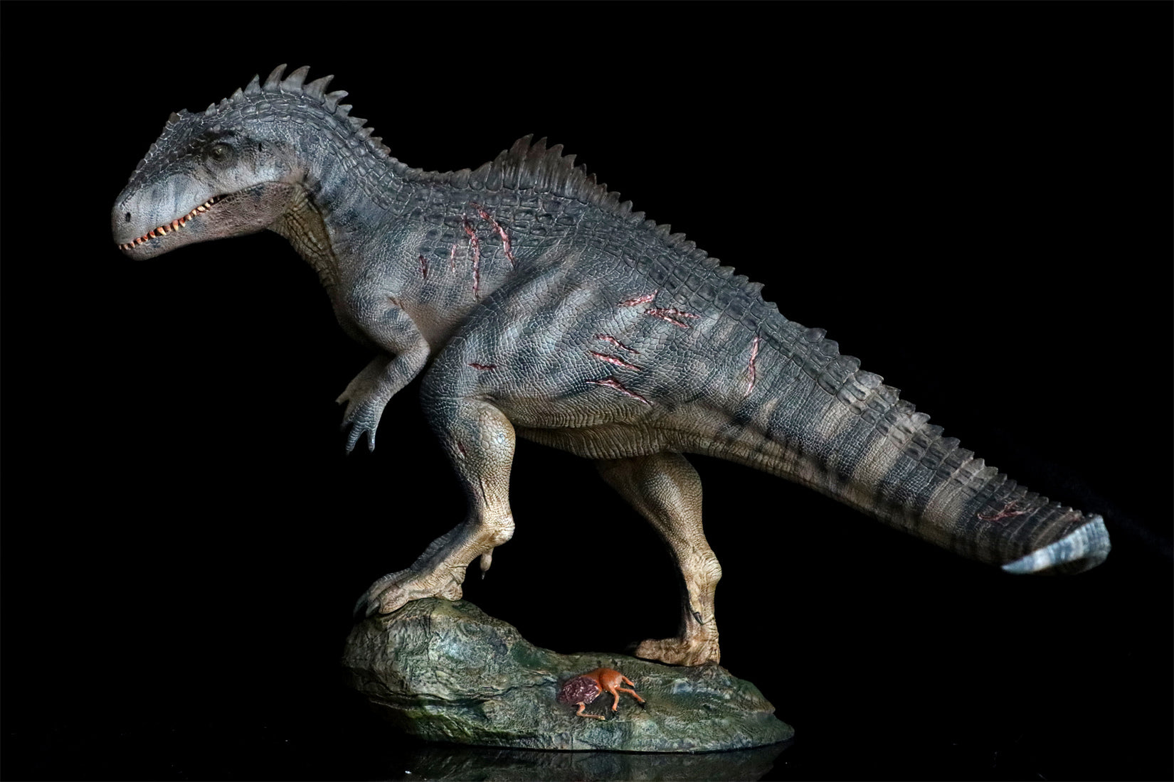 Nanmu Giganotosaurus 2.0 The King of the Border Figure