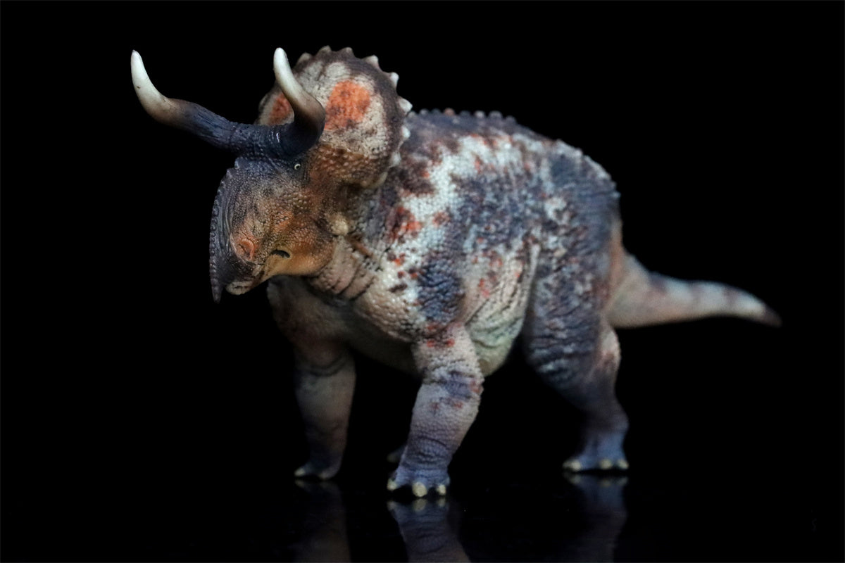 GRTOYS 1:35 Scale Nasutoceratops titusi Model